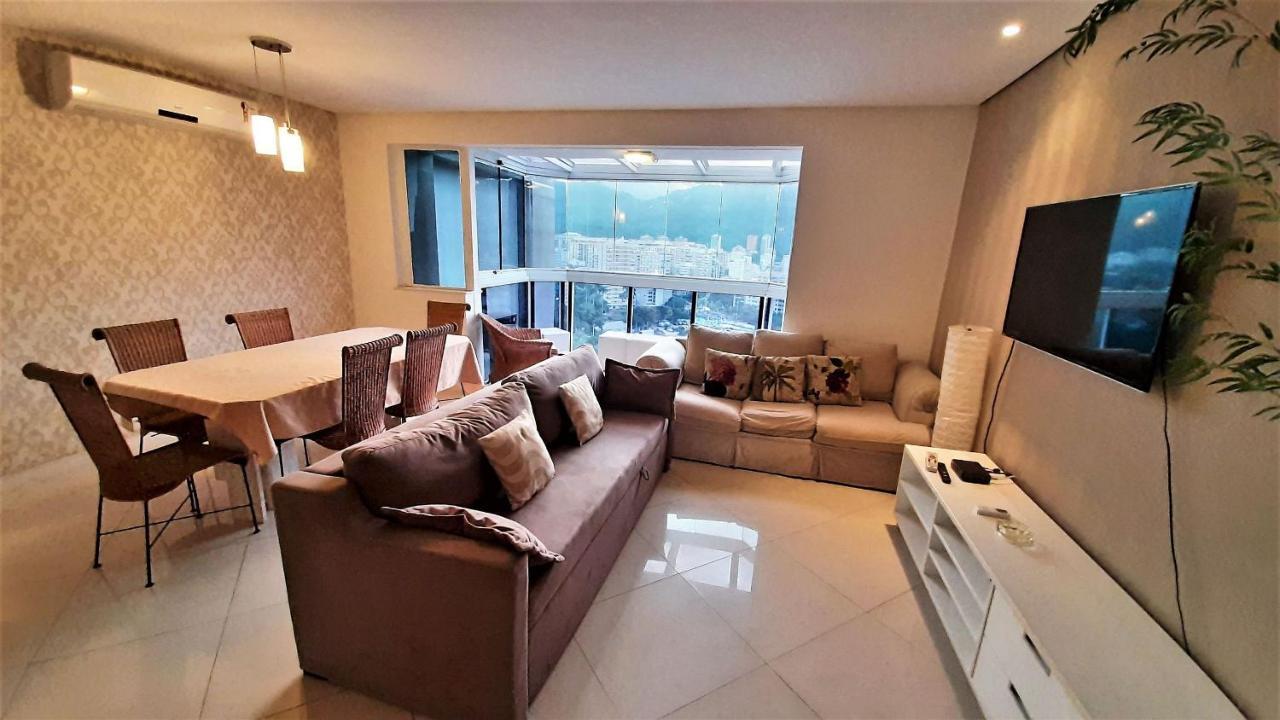 Lindo Apto Em Area Nobre Do Ate 6 Pessoas Apartamento